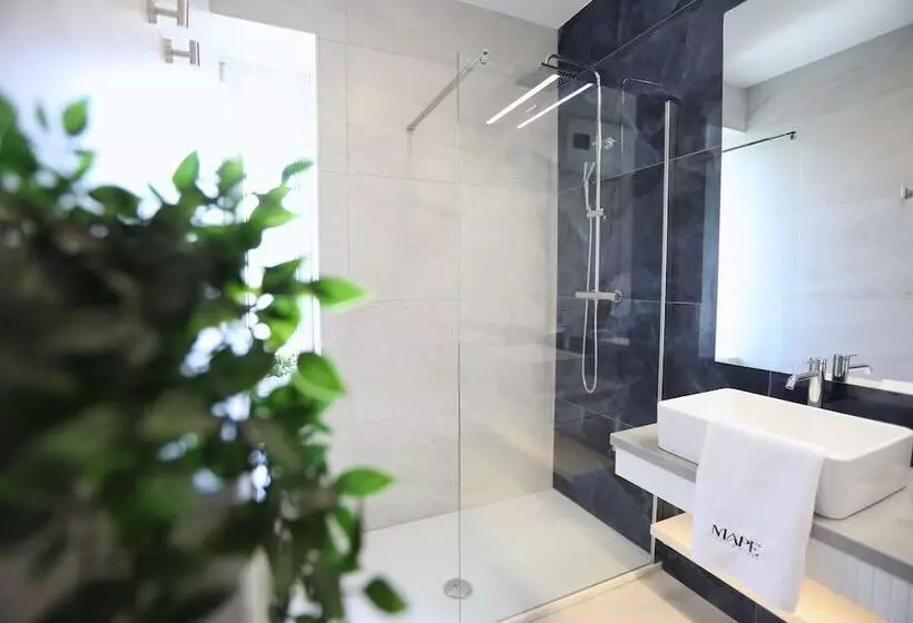 هتل Mape Luxury Rooms