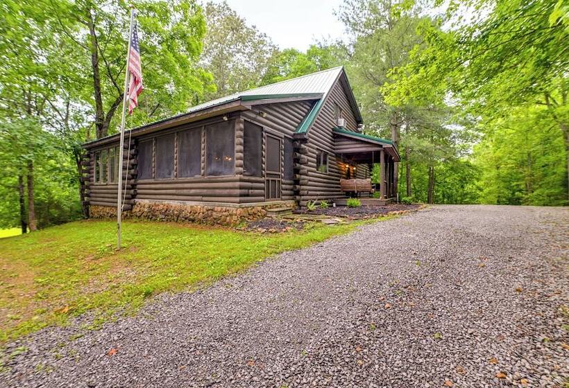 Lakefront Kuttawa Cabin W/ Private Dock & Hot Tub!
