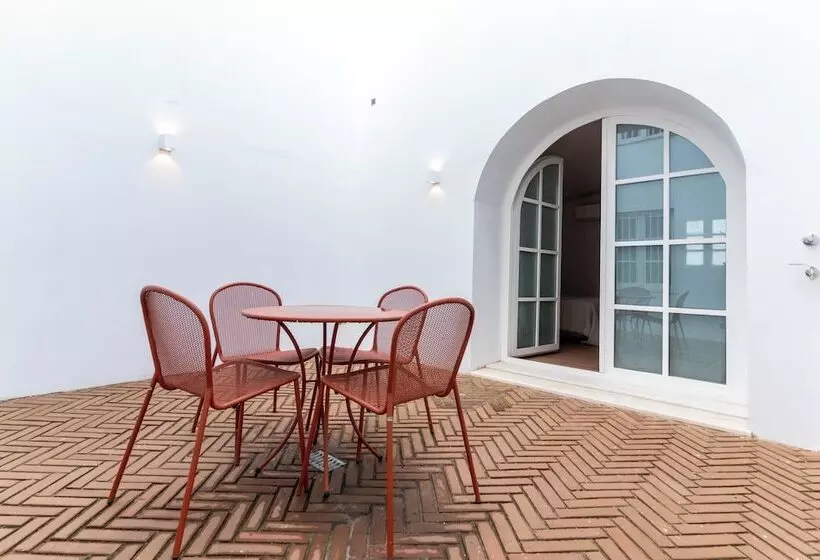 Limehome Evora Rua De Machede 52