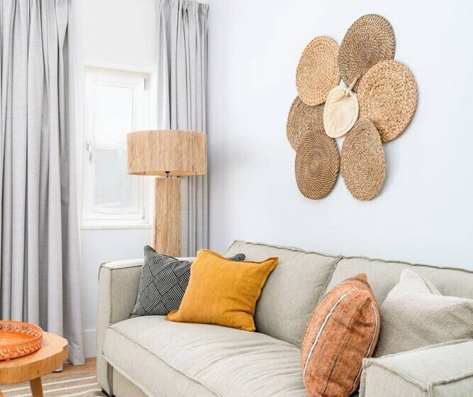 Limehome Evora Rua De Machede 52