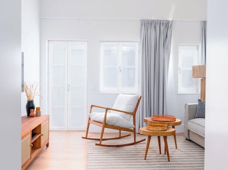 Limehome Evora Rua De Machede 52