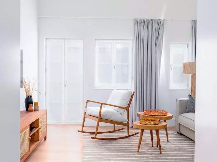 Limehome Evora Rua De Machede 52