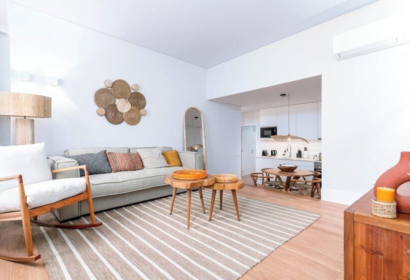 Limehome Evora Rua De Machede 52