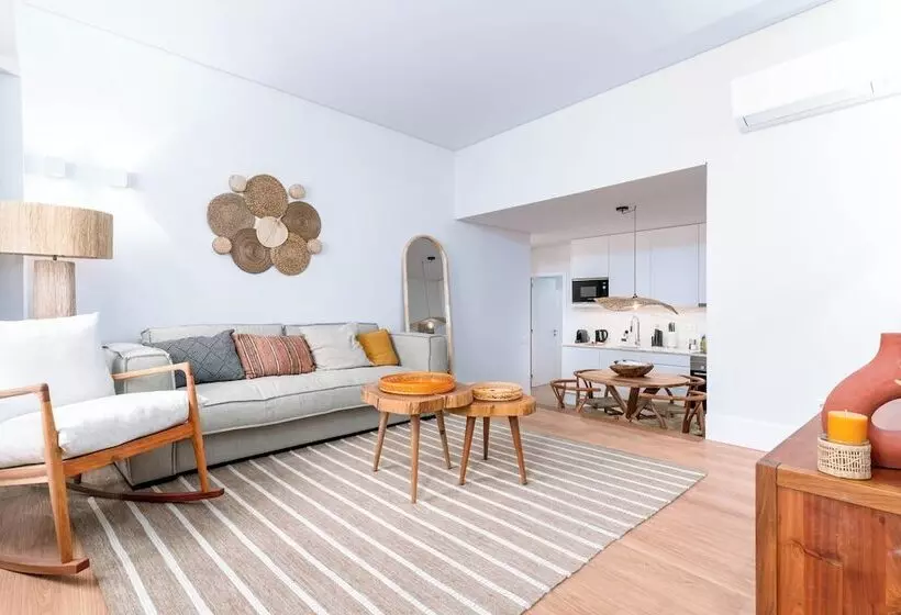 Limehome Evora Rua De Machede 52