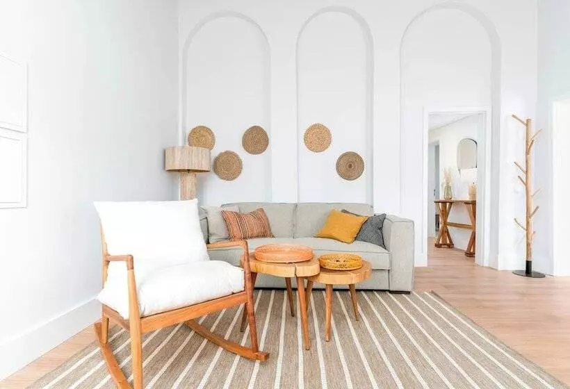 Limehome Evora Rua De Machede 52