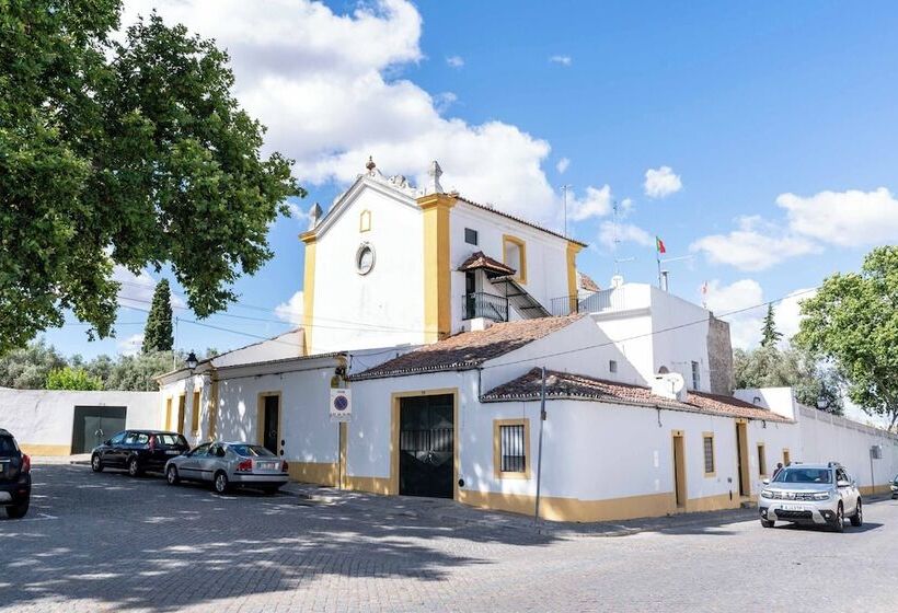 Limehome Evora Rua De Machede 52