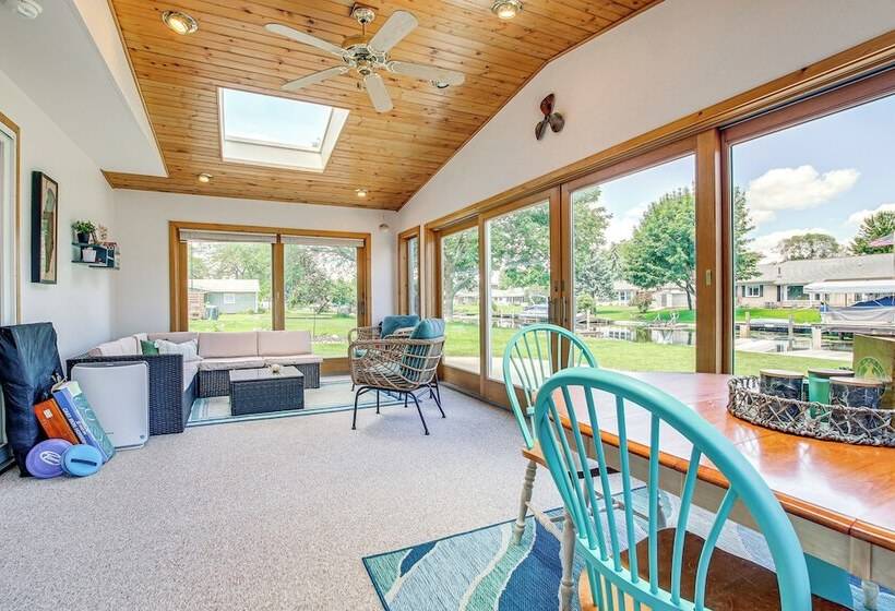 Oshkosh Canal Front Home W/ Sunroom & Watercraft!