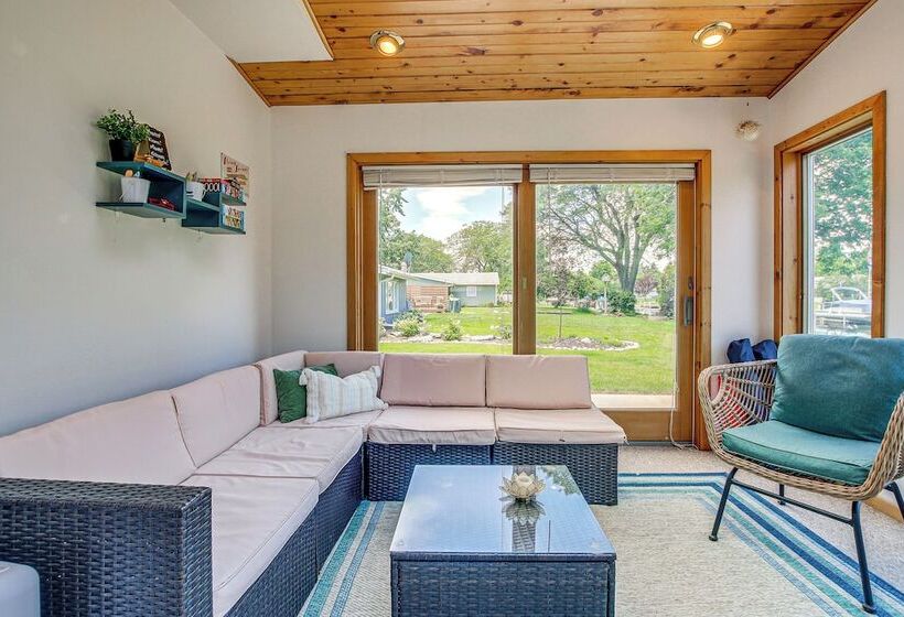 Oshkosh Canal Front Home W/ Sunroom & Watercraft!