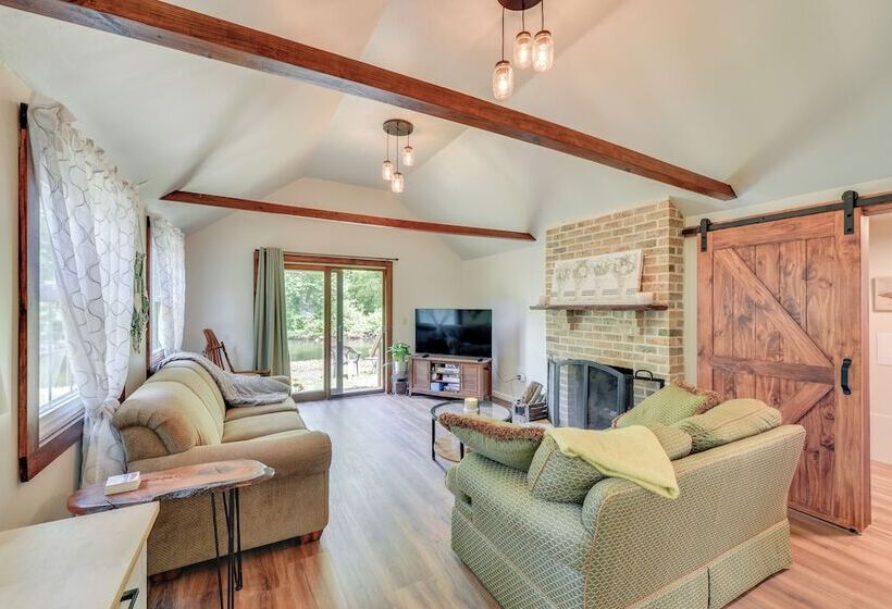 Peaceful Hiram Retreat On Cuyahoga River!