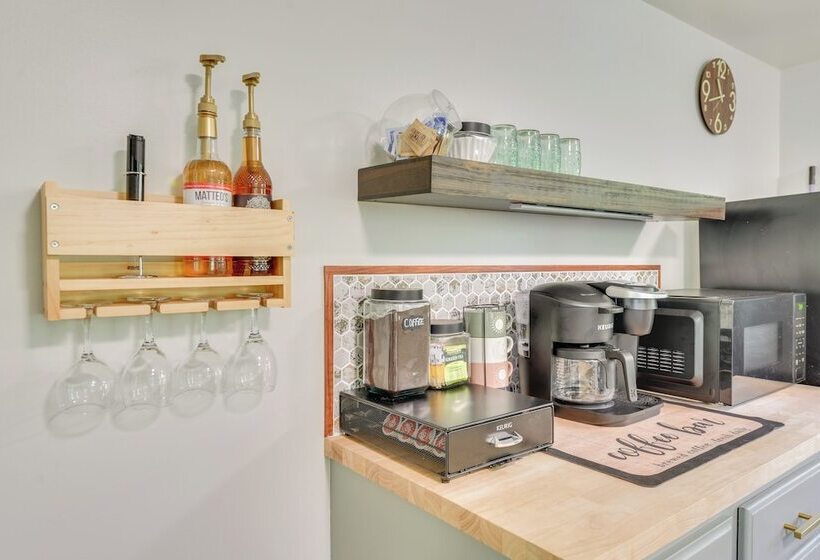 Peaceful Hiram Retreat On Cuyahoga River!