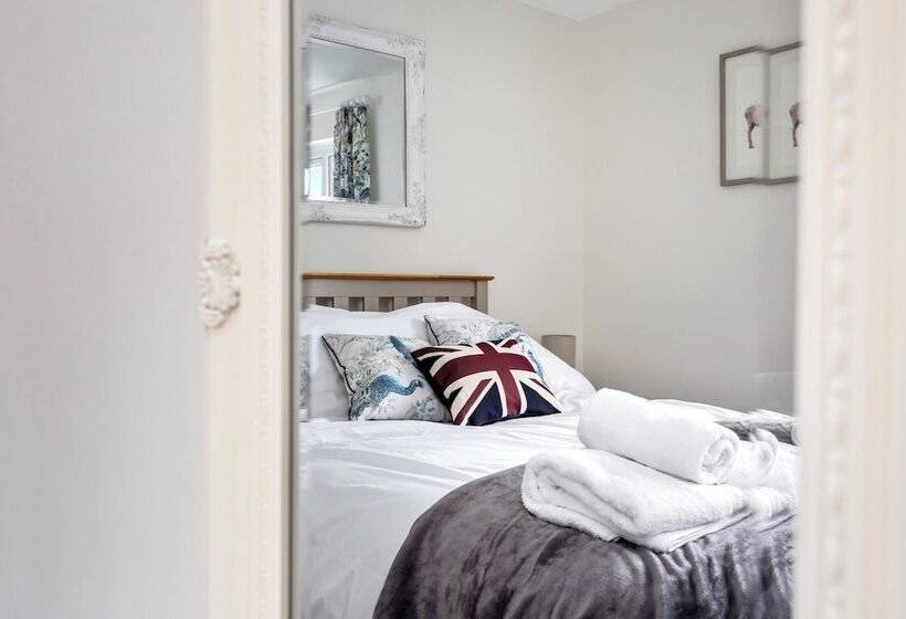 פנסיון Deer View