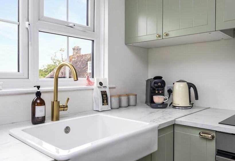 פנסיון Deer View