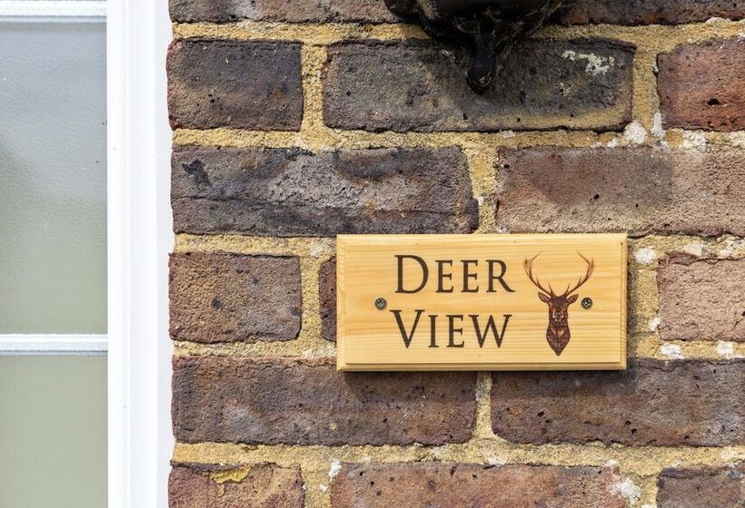 פנסיון Deer View