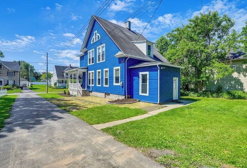 Pet Friendly Lancaster Home 13 Mi To Dtwn Buffalo
