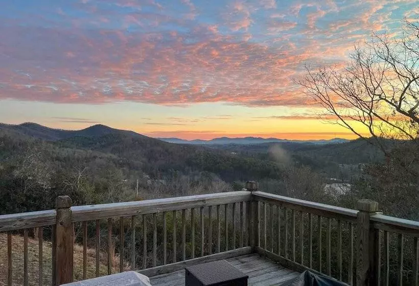Pisgah Forest Home W/ Large Deck & Mountain Views!