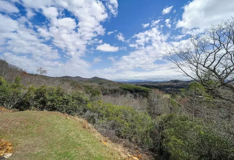 Pisgah Forest Home W/ Large Deck & Mountain Views!