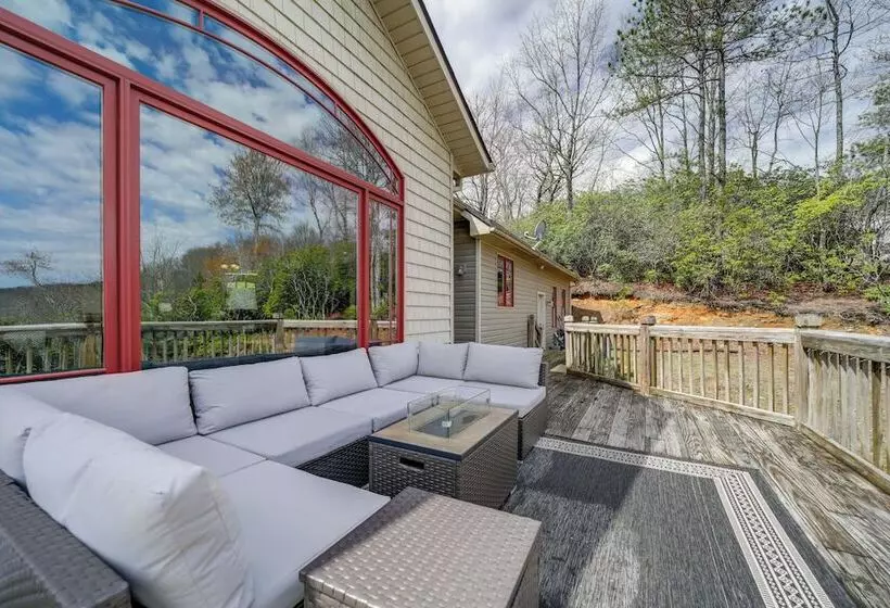 Pisgah Forest Home W/ Large Deck & Mountain Views!
