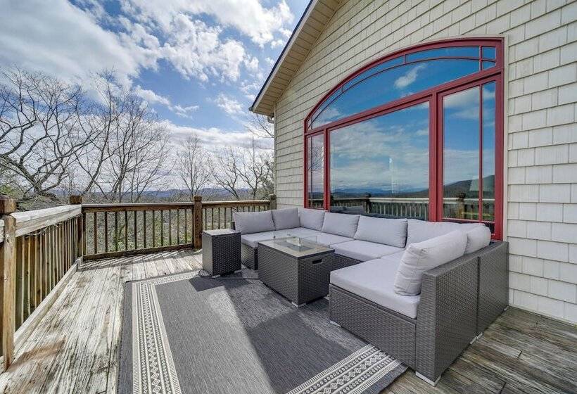 Pisgah Forest Home W/ Large Deck & Mountain Views!