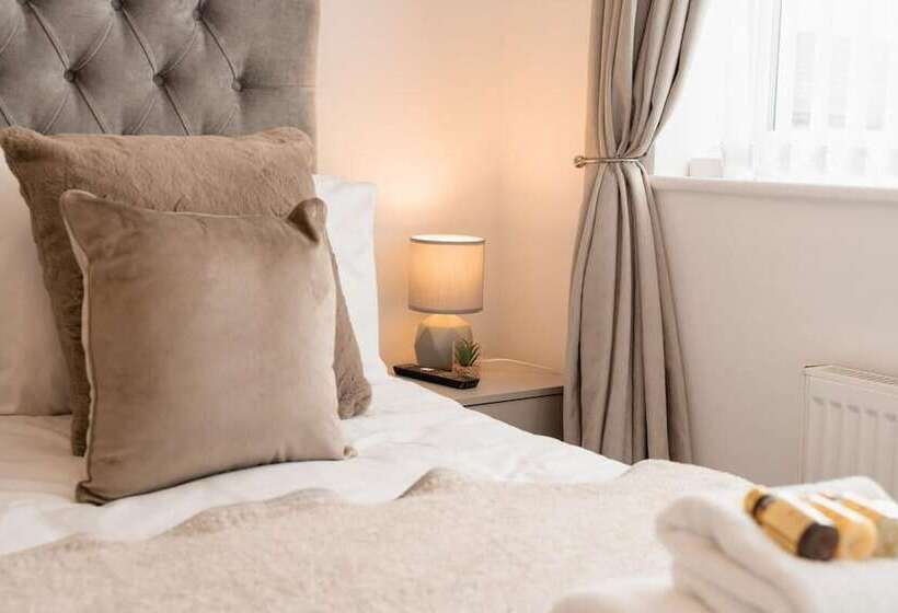 レジデンス Convenient Wirral Retreat