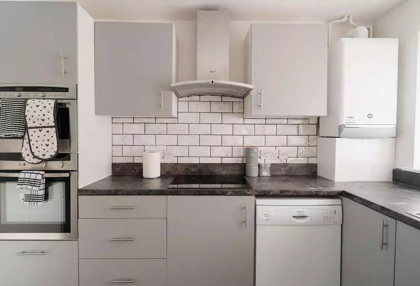 レジデンス Convenient Wirral Retreat