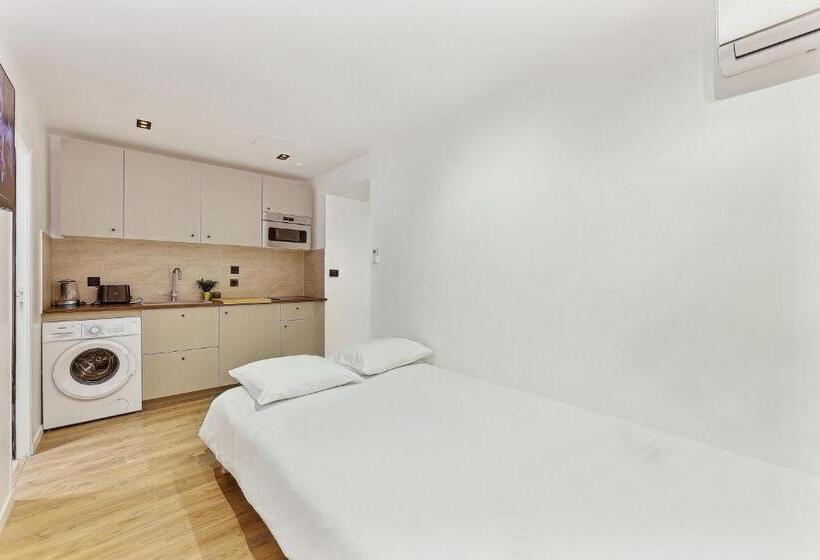 Rivages Du Vieux Port