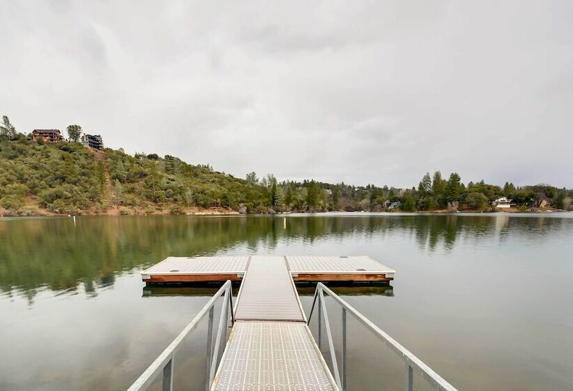 Serene Groveland House W/ Fire Pit + Lake Access!