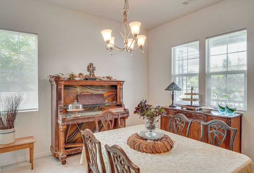 Rio Bravo Country Club Home In Bakersfield W/ Pool