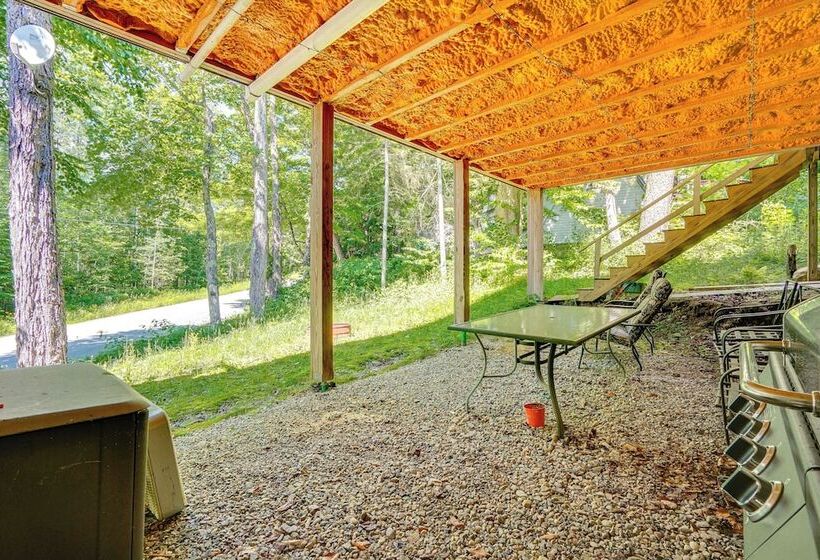 Wilmington Retreat Near Trails, Skiing & Festivals