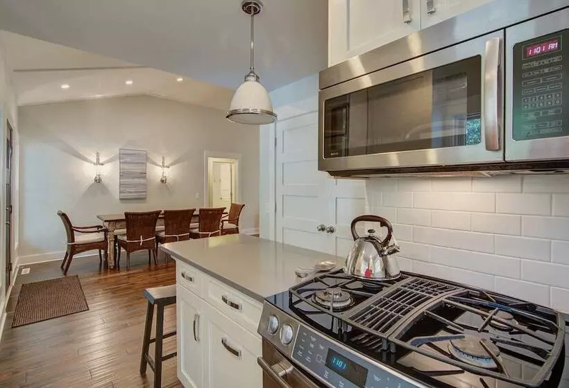 17 Sandcrab Court By Avantstay Newly Renovated Home In Beach Town!