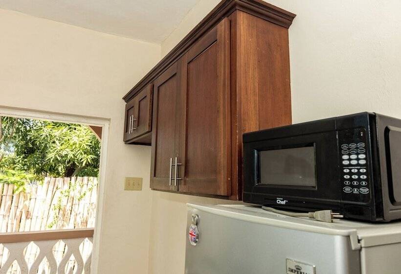 Adorable 1bed Cottage Walk To The Beach