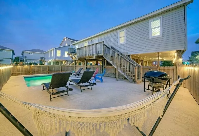 Near The Beach W/ Pool, Boat Parking Golf Cart Zone Agave House By Avantstay