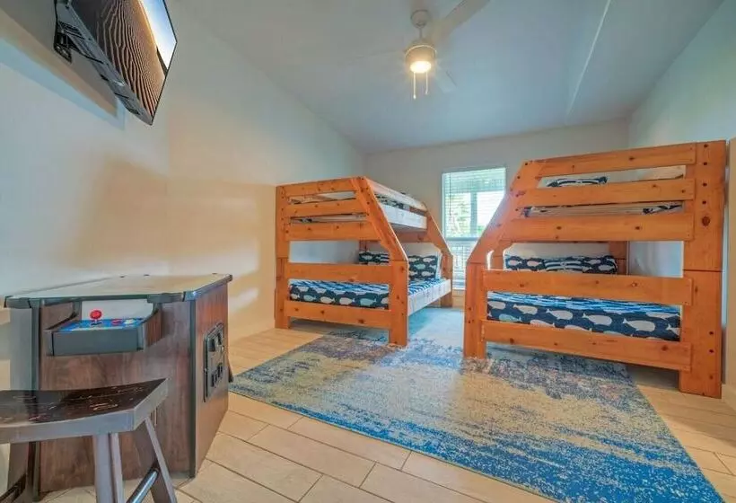 Near The Beach W/ Pool, Boat Parking Golf Cart Zone Agave House By Avantstay