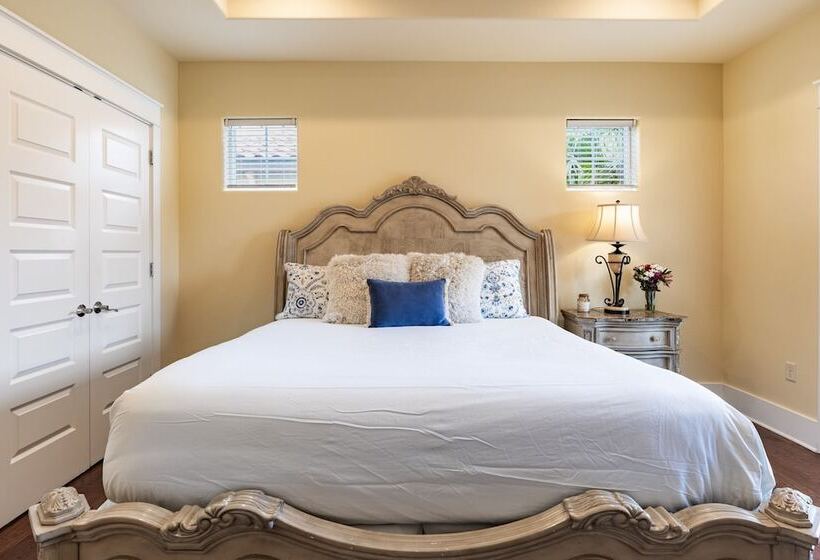 Amalfi Breeze By Avantstay Walk To The Beach, Luxe Design