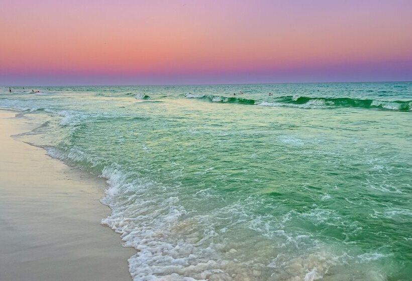 Amalfi Breeze By Avantstay Walk To The Beach, Luxe Design