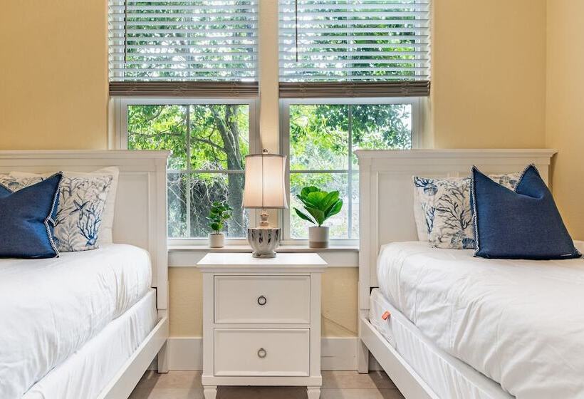 Amalfi Breeze By Avantstay Walk To The Beach, Luxe Design