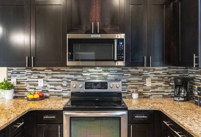 Amalfi Breeze By Avantstay Walk To The Beach, Luxe Design