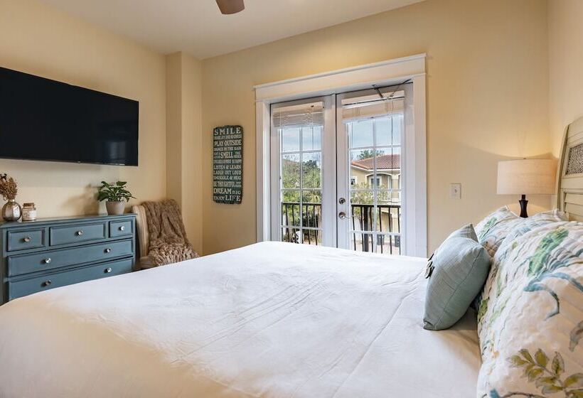 Amalfi Breeze By Avantstay Walk To The Beach, Luxe Design