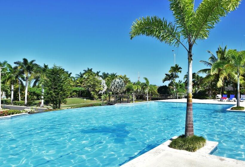 تختخواب و صبحانه The Palms Richmond Oasis