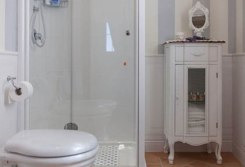 Belvilla By Oyo Limonaia