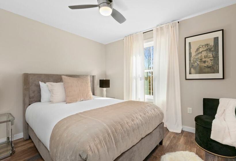 Bradford By Avantstay 10 Minutes To Downtown