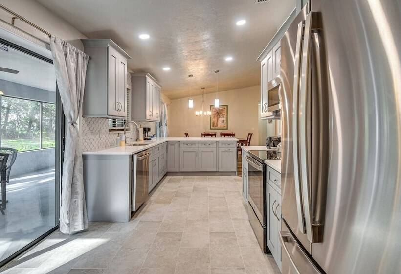 Bright Paradise Of Palm Coast W/ Patio