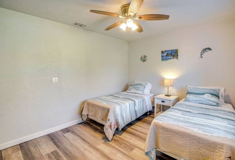 Bright Paradise Of Palm Coast W/ Patio