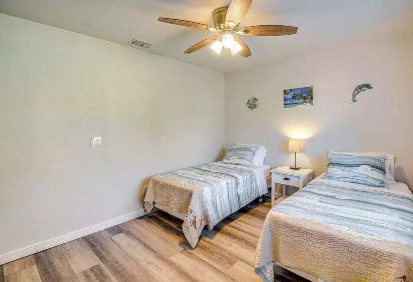 Bright Paradise Of Palm Coast W/ Patio