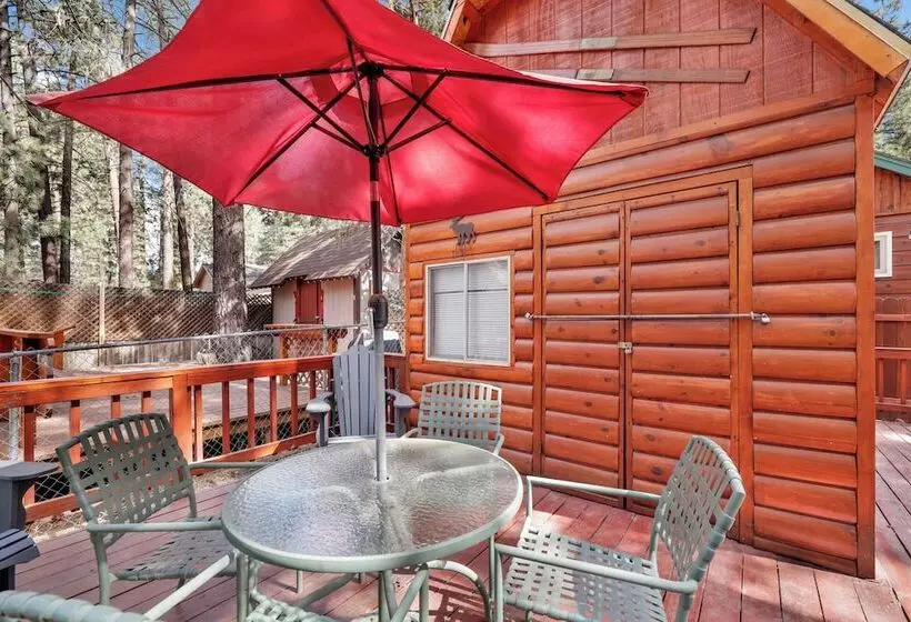 Cottage In The Pines #1667