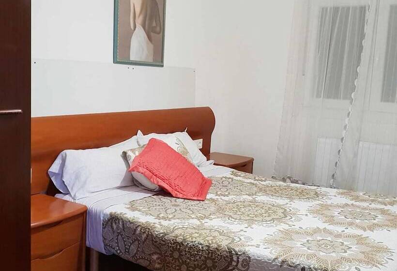 Country House In Rada With Private Pool