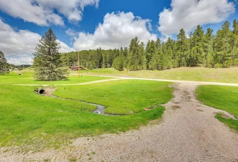 Pets Welcome: Cozy Cabin W/ Deck In Deadwood!