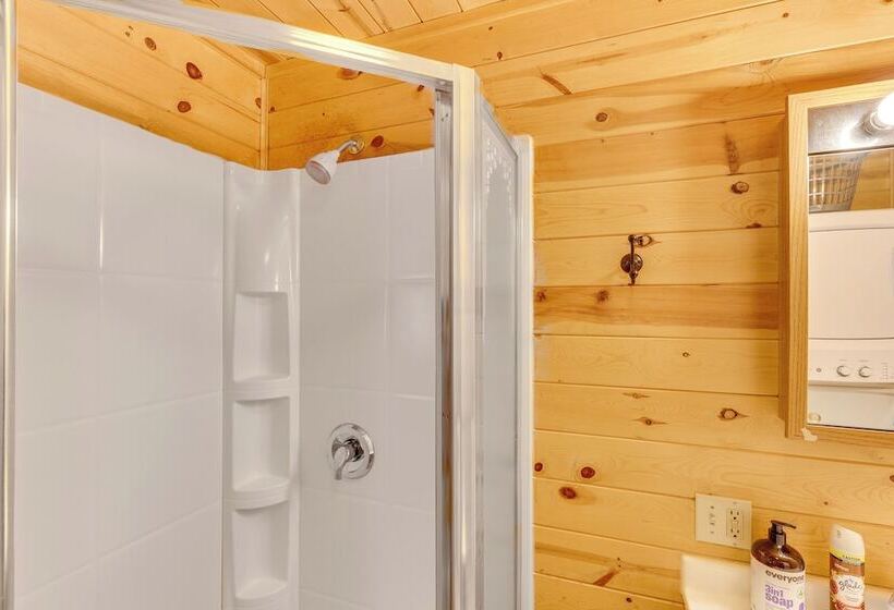 Pets Welcome: Cozy Cabin W/ Deck In Deadwood!