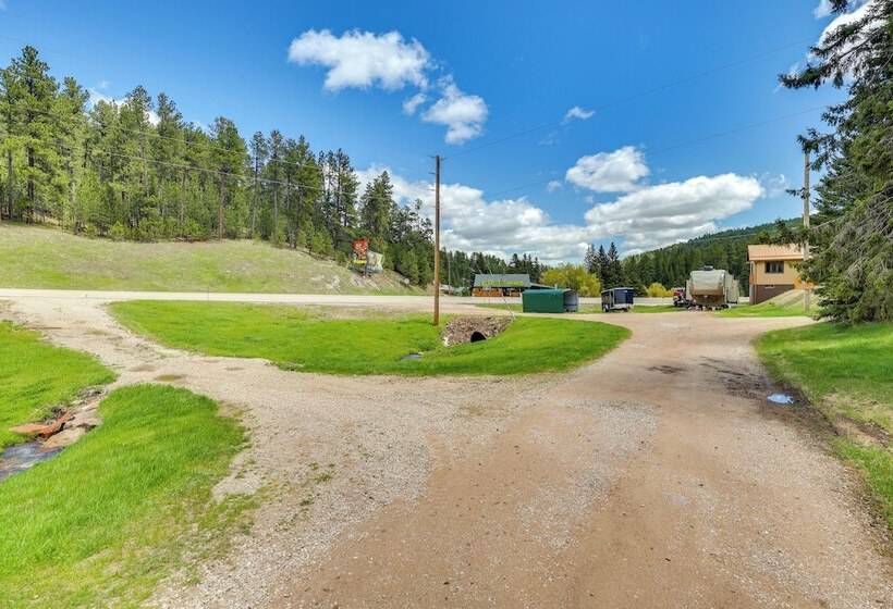 Pets Welcome: Cozy Cabin W/ Deck In Deadwood!