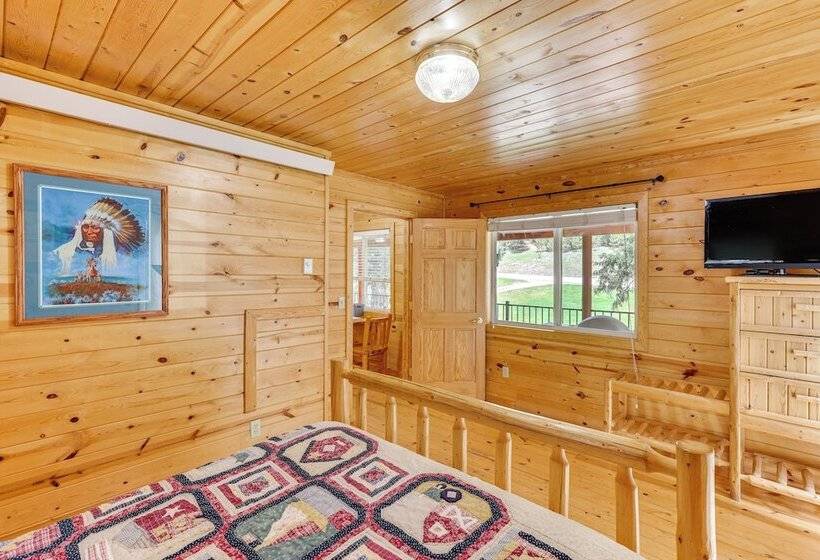 Pets Welcome: Cozy Cabin W/ Deck In Deadwood!