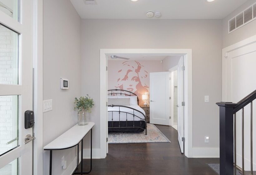 Doralee By Avantstay Rooftopterrace 8 Mins To Broadway Dolly Parton Theme